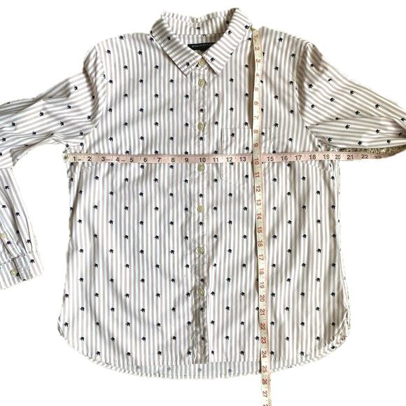 BANANA REPUBLIC Riley Elephant‎ Print Striped Button Down SZ M White Pink Preppy - Picture 10 of 10